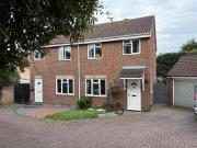 3 Bedroom House Hockley Essex 95423317