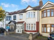 3 Bedroom House Ilford Greater London 96744680