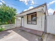 3 bedroom house in a quite street!