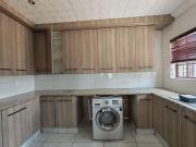 3 Bedroom House in Aerorand