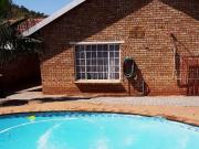 3 Bedroom House in Azaleapark