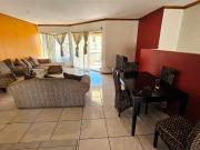 3 Bedroom House in Baysvalley