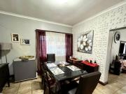 3 Bedroom House in Bayswater