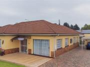 3 Bedroom House in Dalview