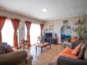 3 Bedroom House in Daspoort 3 Bedroom House in Daspoort