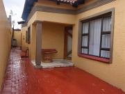 3 Bedroom House in Diepkloof 3 Bedroom House in Diepkloof