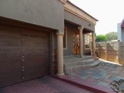 3 Bedroom House in Elandspoort 3 Bedroom House in Elandspoort
