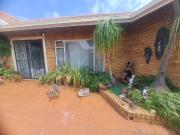 4 Bedroom House in Elspark