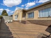 3 Bedroom House in Florida North