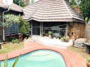 3 Bedroom House in Geelhoutpark