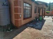 3 Bedroom House in Geelhoutpark