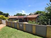 3 Bedroom House in Glen Marais