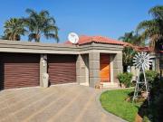 3 Bedroom House in Glen Marais