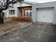 3 Bedroom House in Grassy Park