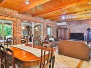 3 Bedroom House in Hayfields