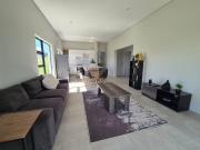 3 Bedroom House in Hayfields