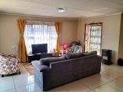 3 Bedroom House in Heatherdale AH