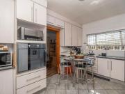 3 Bedroom House in Helikon Park