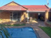 3 Bedroom House in Heuweloord