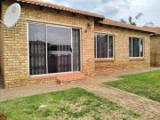 3 Bedroom House in Heuwelsig Estate