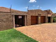 3 Bedroom House in Homestead Park