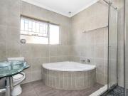 3 Bedroom House in Honeydew Manor