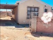 3 Bedroom House in Ilitha Park