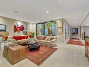 3 Bedroom House in Illovo