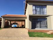3 Bedroom House in Jackaroo Park