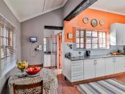 3 Bedroom House in Kensington