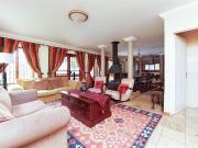 3 Bedroom House in Kensington