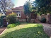 3 Bedroom House in Kensington