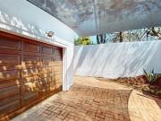 3 Bedroom House in Kensington