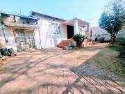 3 Bedroom House in Kensington