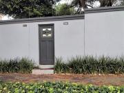 3 Bedroom House in Kensington