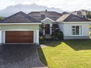 3 Bedroom House in Kingswood Golf Estate