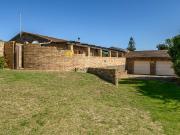 3 Bedroom House in Kini Bay