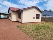 3 Bedroom House in Laudium