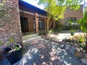 3 Bedroom House in Loerie Park