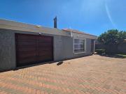 3 Bedroom House in Mandela View