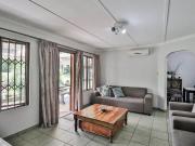 3 Bedroom House in Manors