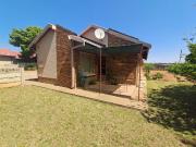 3 Bedroom House in Meiringspark