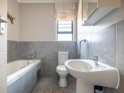 3 Bedroom House in Montana Tuine