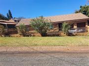 3 Bedroom House in Mountain View