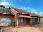 3 bedroom house in ngwelezana