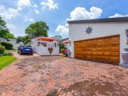 3 Bedroom House in Olivedale