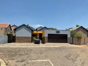 3 Bedroom House in Olympus AH