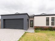 3 Bedroom House in Paarl North