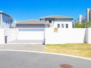 3 Bedroom House in Parklands North