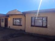 3 Bedroom House in Pine Ridge